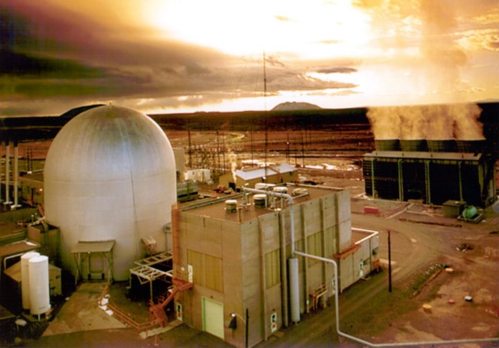 The Experimental Breeder Reactor-II, Argonne National Laboratory (https://upload.wikimedia.org/wikipedia/commons/b/ba/EBRII_1.jpg)